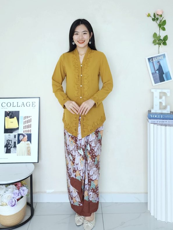 Kebaya Sulam Nora Top (免烫，冷布，不热) (52870)
