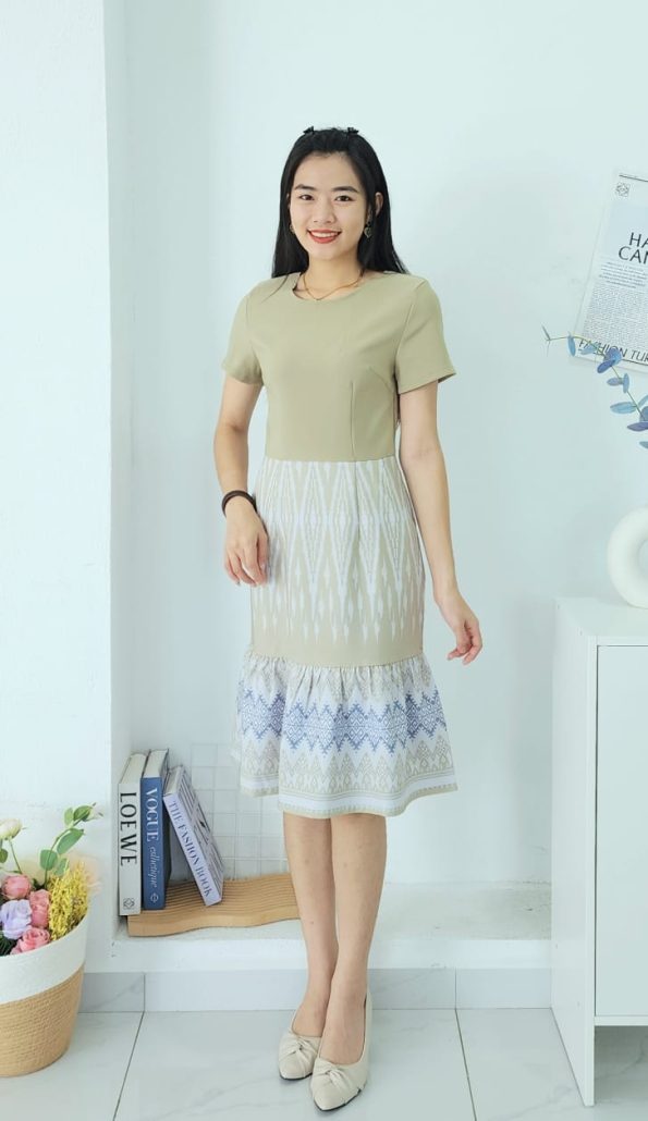高品Batik拼接西装连身裙 (B0438)C37