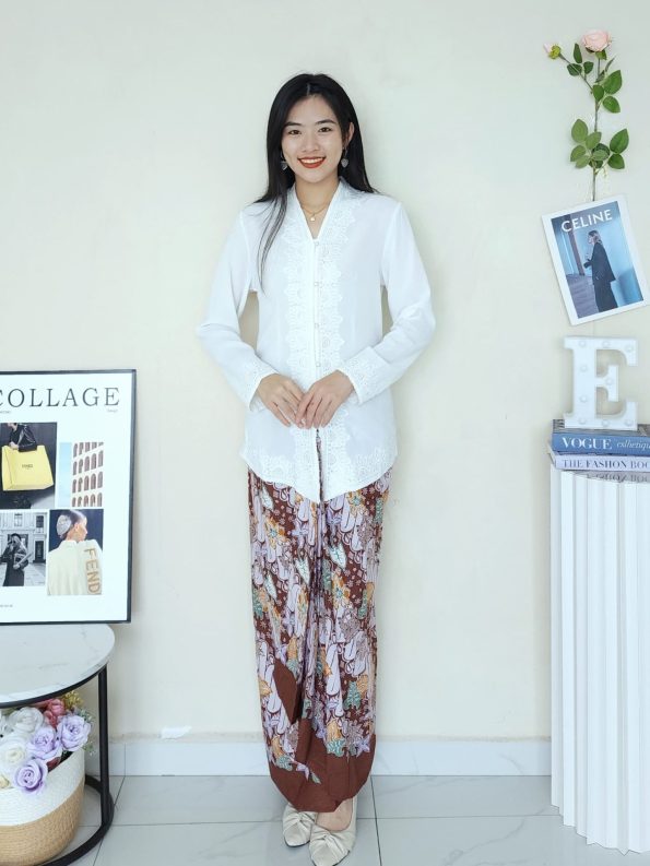 Kebaya Sulam Nora Top (免烫，冷布，不热) (52870)