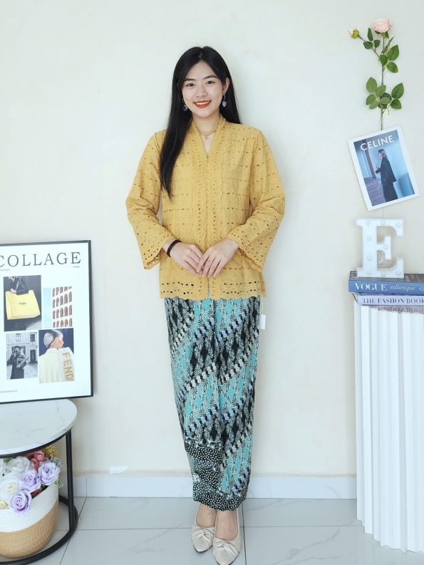 Pario Batik Skirt (103)