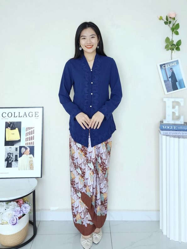 Kebaya Sulam Nora Top (免烫，冷布，不热) (52870)