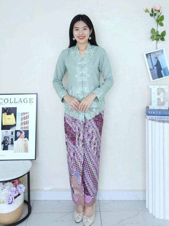 Kebaya Top (530)