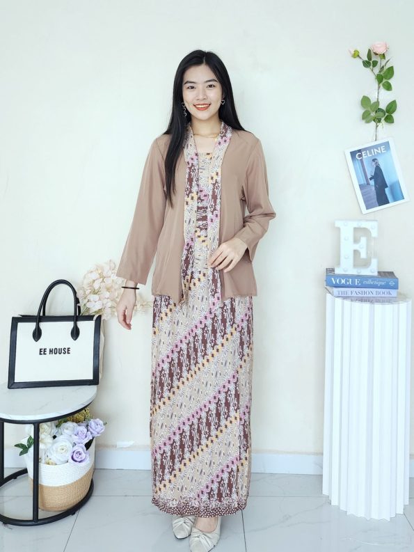 Premium Batik Baju Kebaya Set (2240)