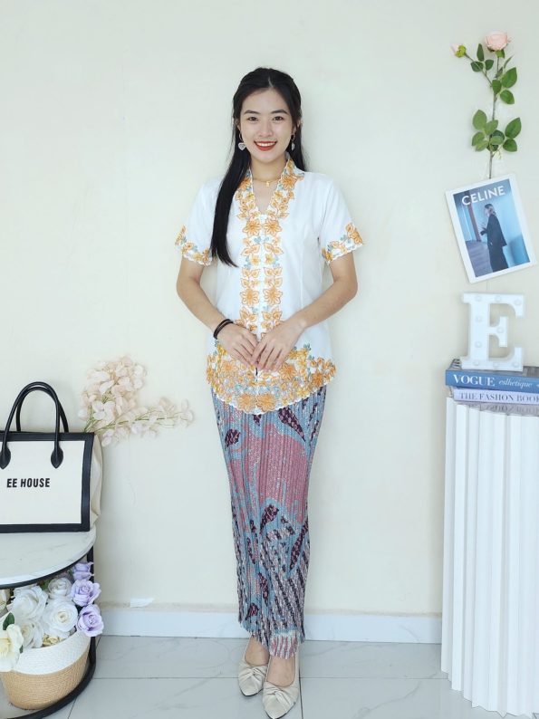 Pleated Batik Skirt (C4)