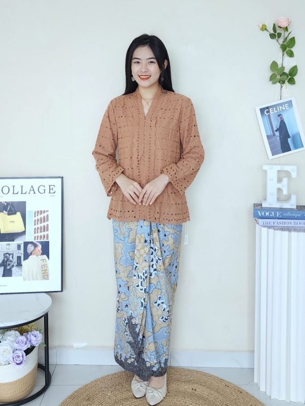 Premium 桐花 Kebaya Top (2227)A3