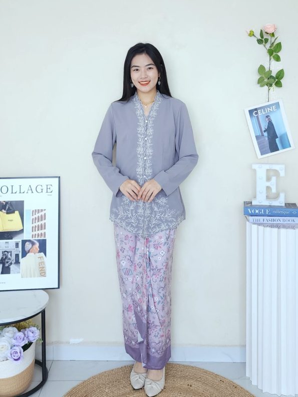 Embroidery Kebaya Sulam Top (免烫，冷布，不热) (52920)A3