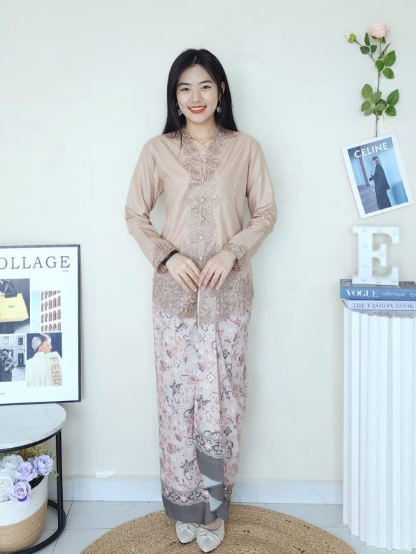 Kebaya Top (C3)