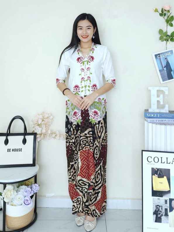 四分袖Kebaya Sulam Top (3591)