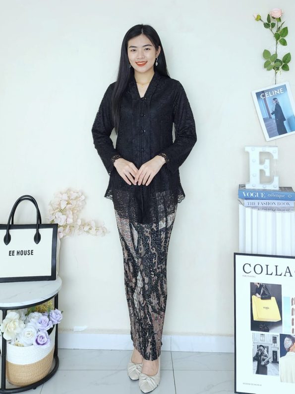 Lace Kebaya Top (125)