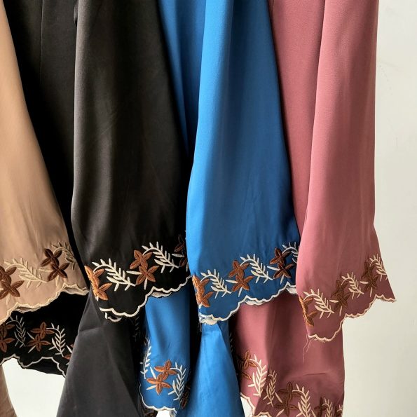 Satin Kebaya Sulam Top (558)