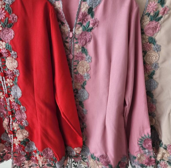 Premium Kebaya Top (New Arrivals) (673)