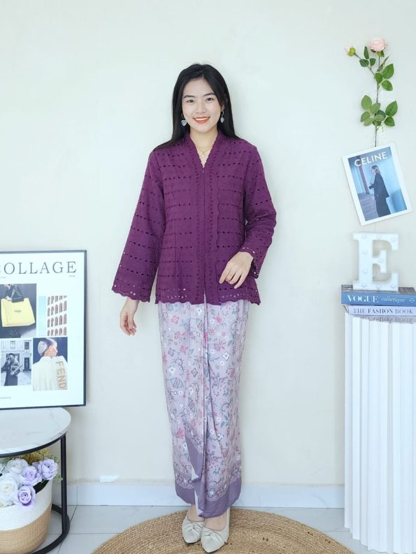 Premium 桐花 Kebaya Top (2227)A3