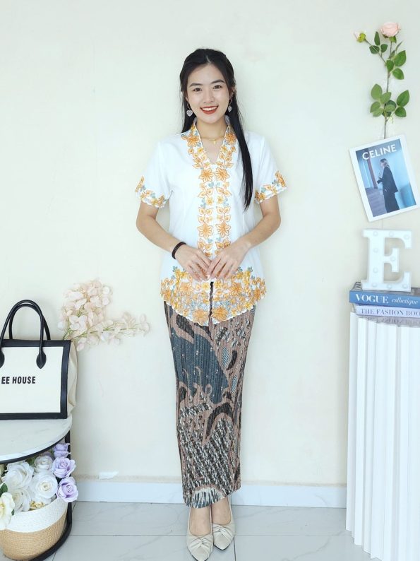 Pleated Batik Skirt (C4)