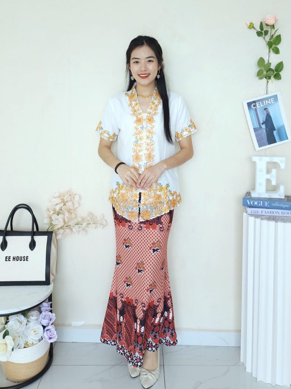 Kebaya Sulam Top (New Design) (1514)