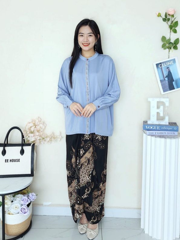 Satin Kebaya Sulam Top (559)