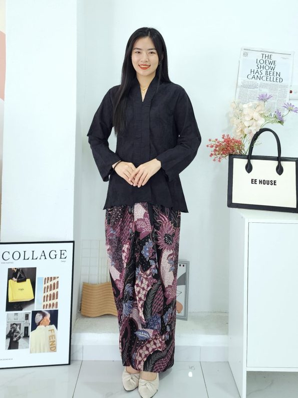 桐花设计 Kebaya Top (New Arrivals) (BL9091)