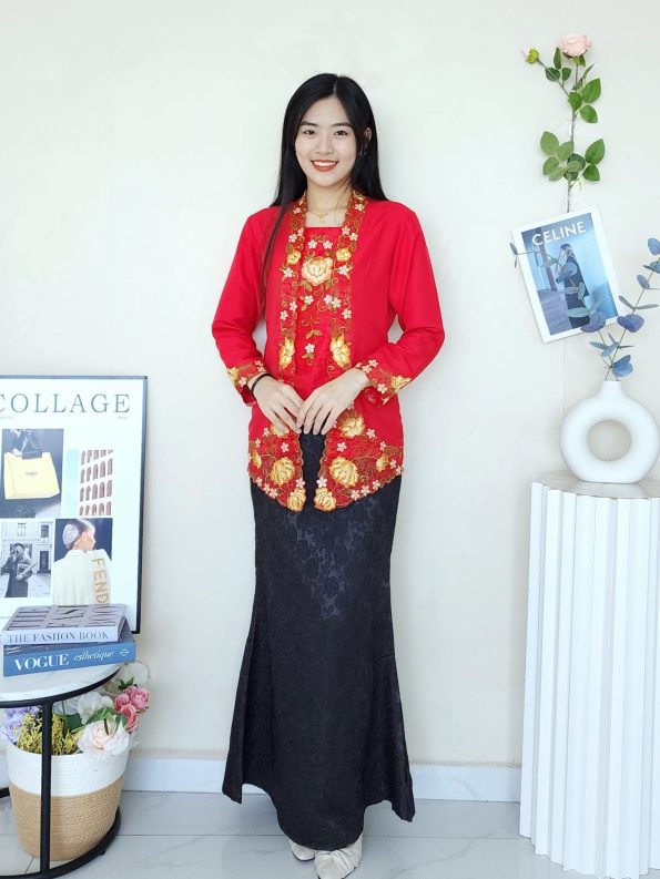 新款设计 Kebaya Sulam Top (New Arrivals) (722)