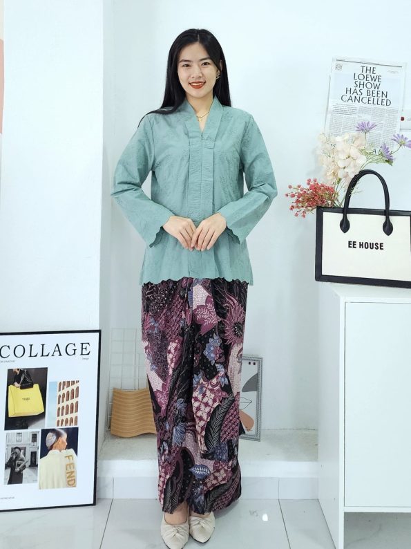 桐花设计 Kebaya Top (New Arrivals) (BL9091)
