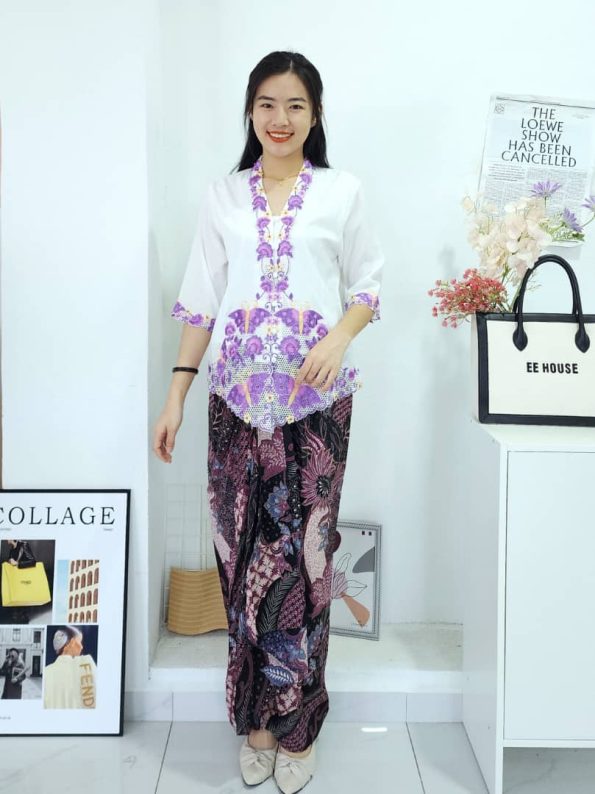 Kebaya Top (New Arrivals) (3644)