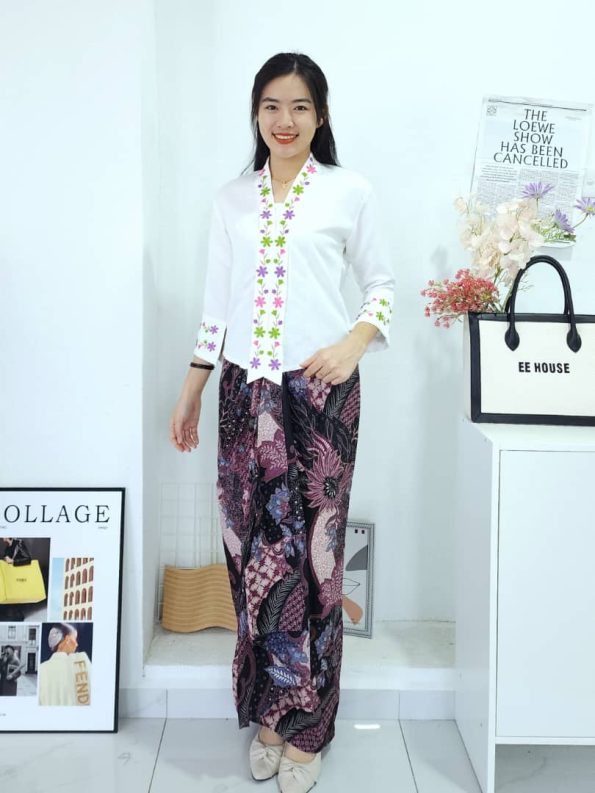 Kebaya Top (New Arrivals) (814)