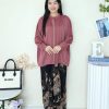 Satin Kebaya Sulam Top (559)