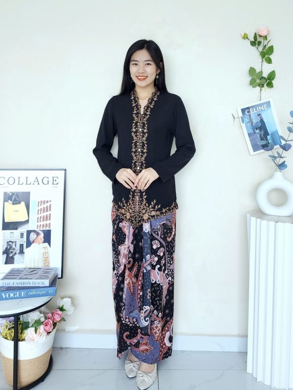 Embroidery Kebaya Sulam Top (52924)B26