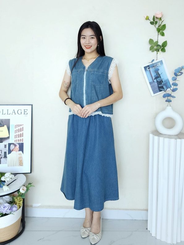 Denim套装 (马甲外套+牛仔半裙) (A136)