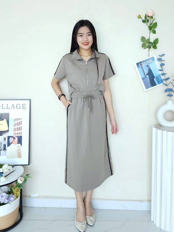 高品罗马棉套装 (上衣+半裙) (J4025)