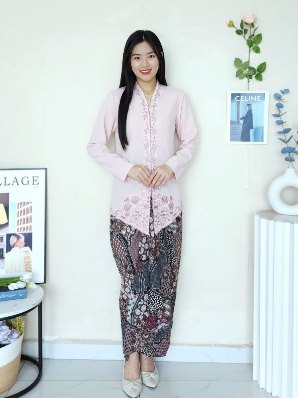 Embroidery Kebaya Sulam Top (top only) (52957)