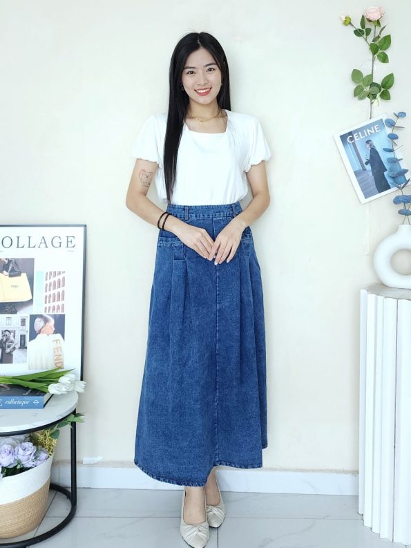 Premium Denim Skirt (900)