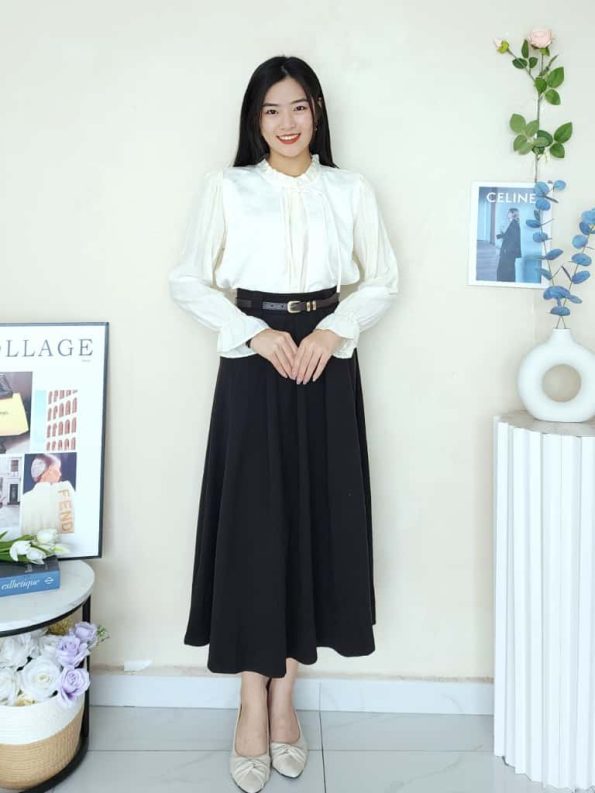 新中式假两件式时装上衣 (8500)A18